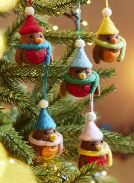 Set of 5 Hanging Felt Robin Christmas Decorations