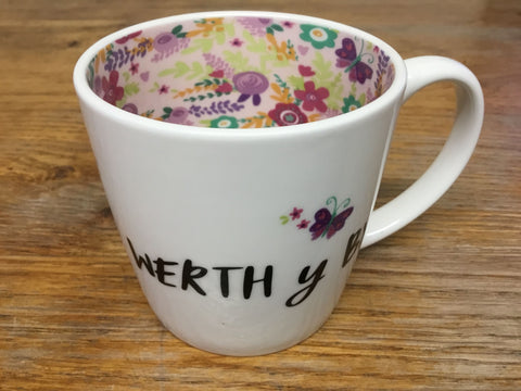 'Werth y Byd' - Mug