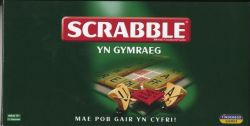 Scrabble yn Gymraeg (Welsh language version of Scrabble)